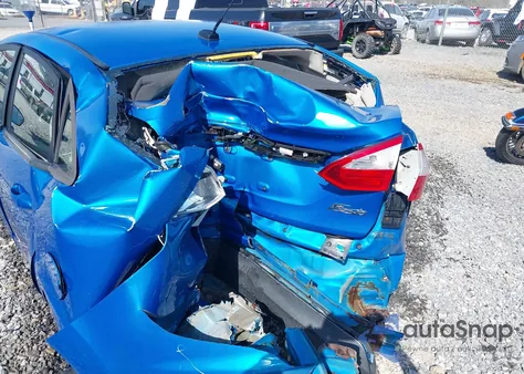 2015 Ford Fiesta Se из США, поврежденный, VIN 3FADP4BJ4FM213068